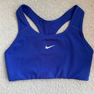 Nike Women's Blue Sports Bra size S